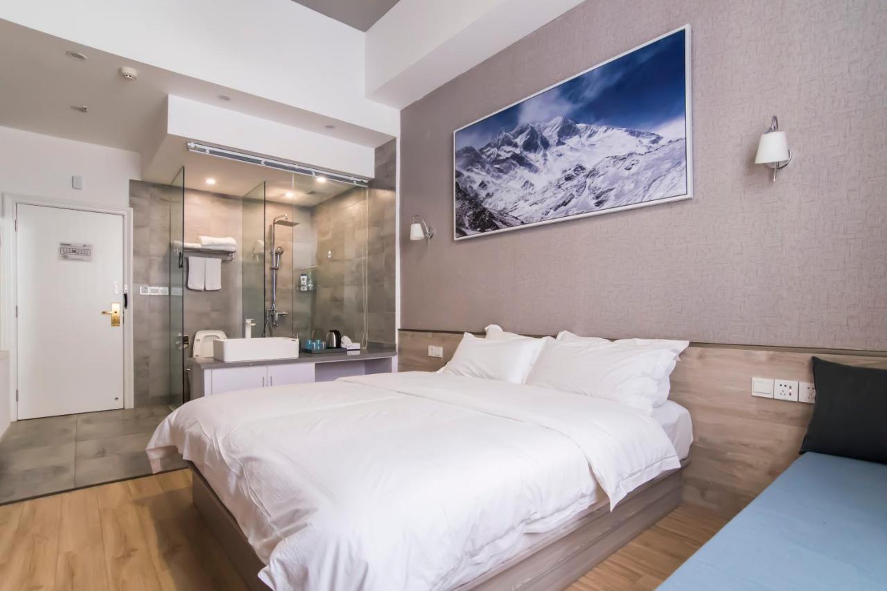 Masherbrum Outdoor Travelling Hostel Ченду Екстер'єр фото